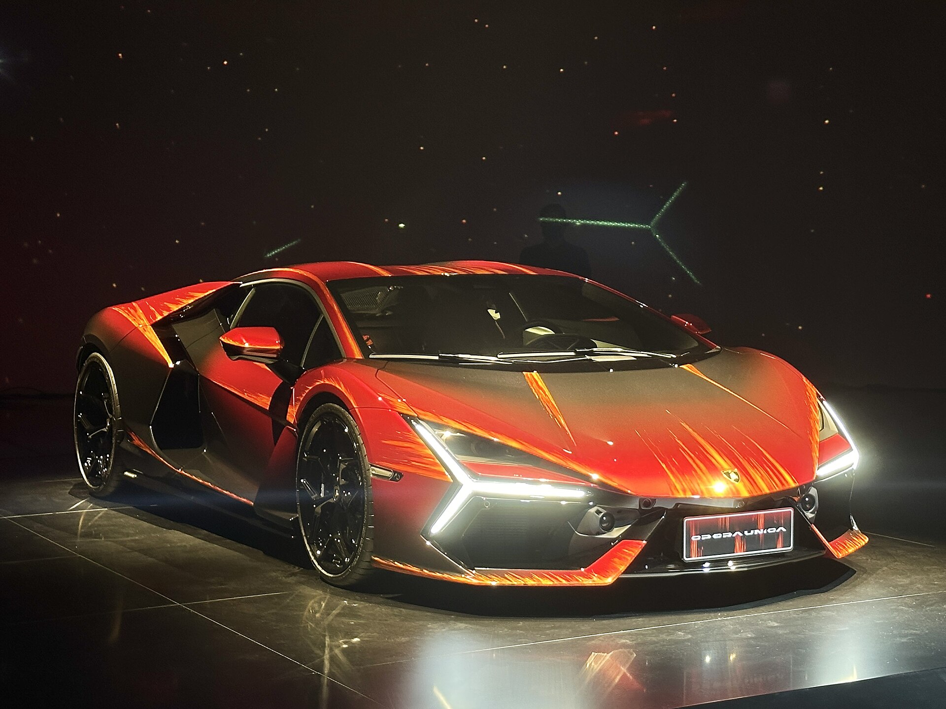 Lamborghini Revuelto