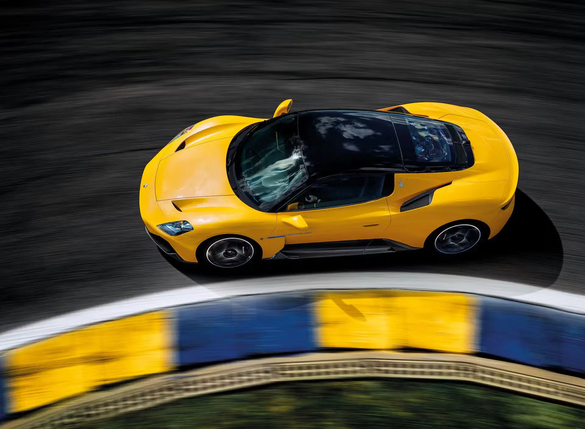 Maserati MC20