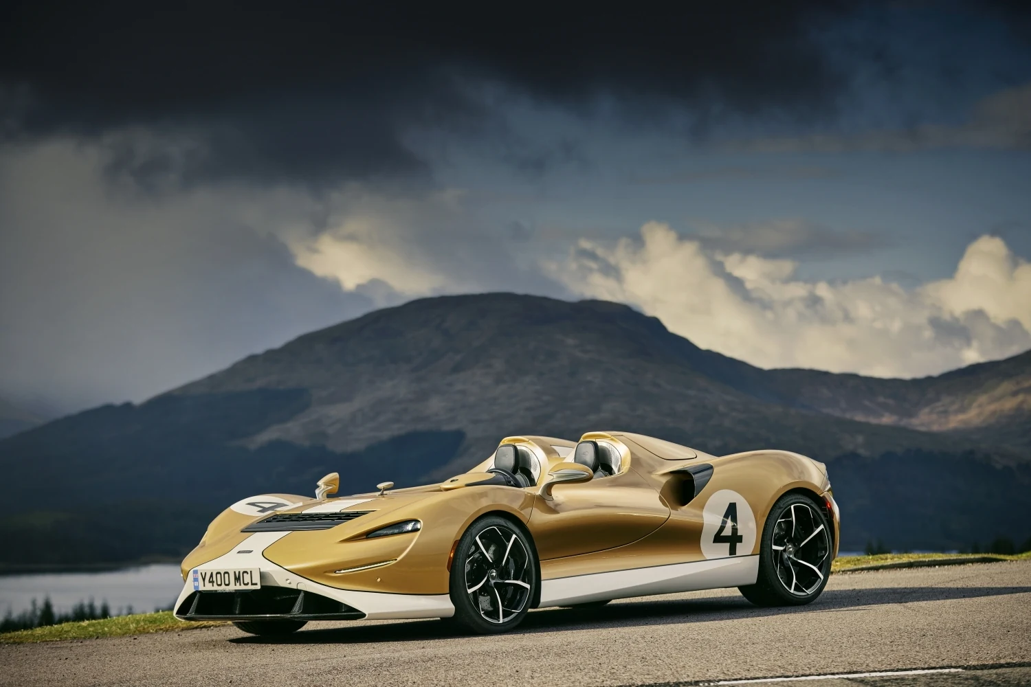 McLaren Elva